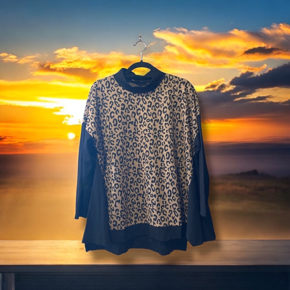 Minkas Leopard Print Women's Top